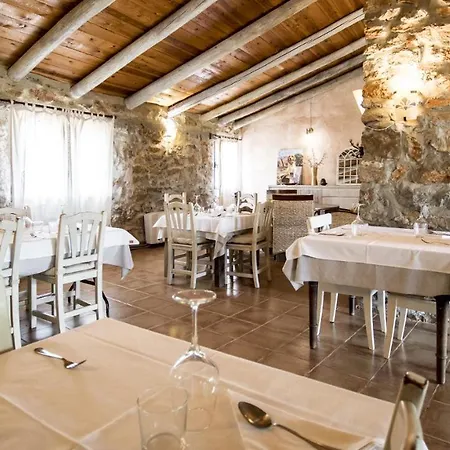 Gasthuis La Casa De La Estacion 3*